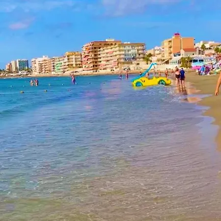 アパート Apartamento Los Locos ,3 Bedroom ,private Parking Space And Sea View